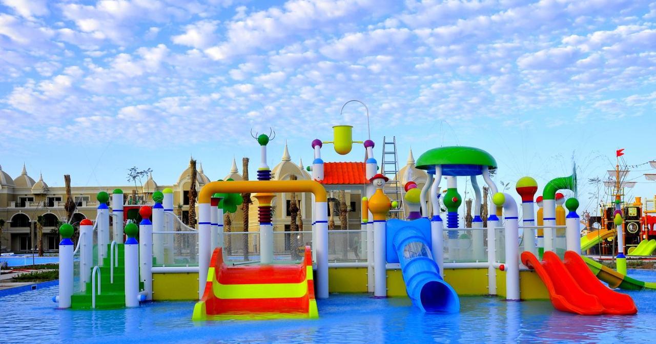 Titanic Royal-Families And Couples Only Hotel Hurghada Ngoại thất bức ảnh